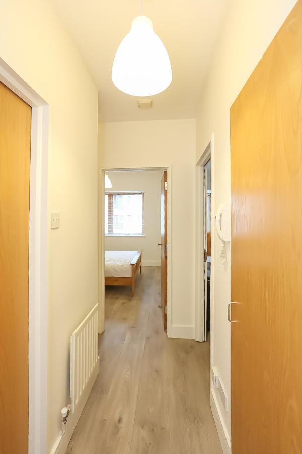 Ifsc Townhouse Apartments Дублин Экстерьер фото